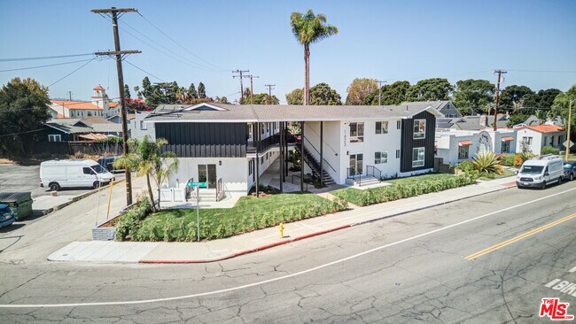 Building Photo - 1623 Arlington Ave