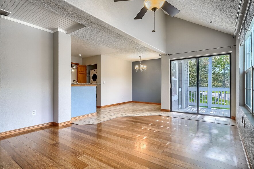 Building Photo - 8327 S Upham Way