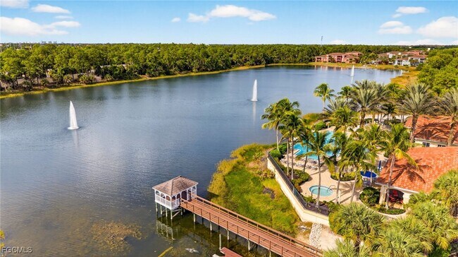 Building Photo - 2001 Tarpon Bay Dr N