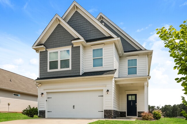 Building Photo - 732 Courtland Dr