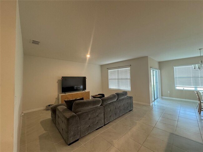 Building Photo - 4045 Great Egret Dr