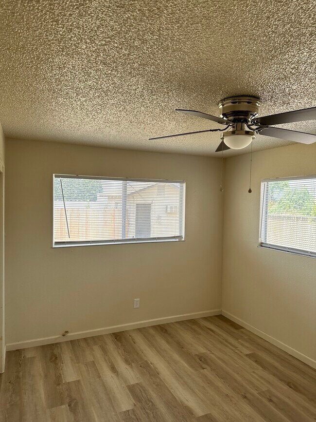 Building Photo - Coming Soon Cozy Renovated Country Propert...
