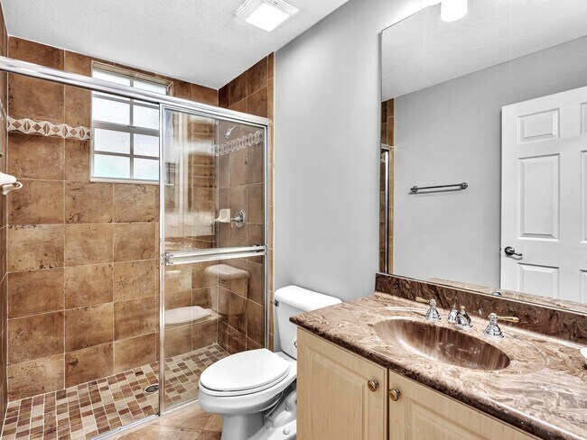 Building Photo - 2751 Ravella Way
