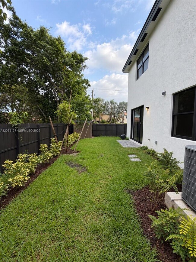 Building Photo - 23185 SW 117th Path