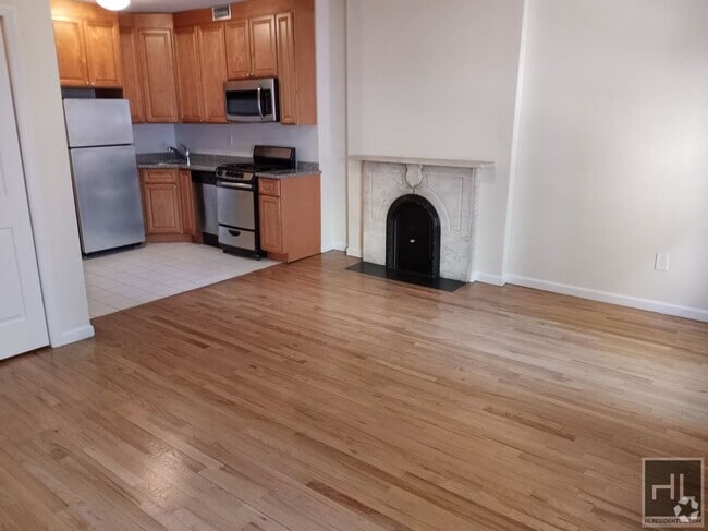 Building Photo - 69 W 55th St