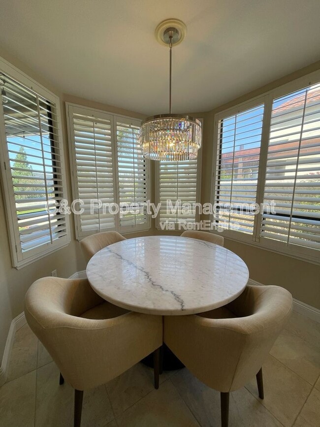 Building Photo - 17562 Bocage Point