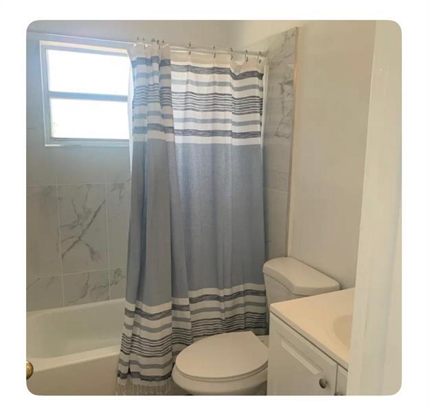 Building Photo - 536 NW 43rd St