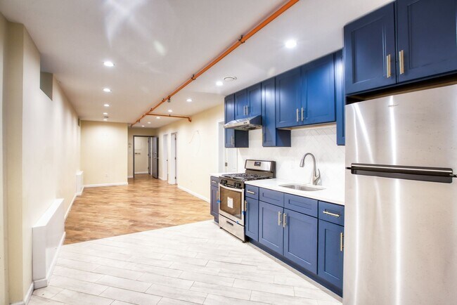 Building Photo - Recently Remodeled 2 bedroom 1 bath