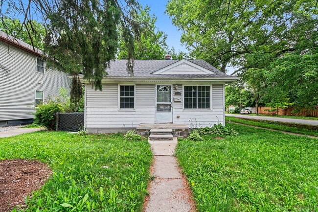 Building Photo - Stop scrolling—your dream rental just hit the market!