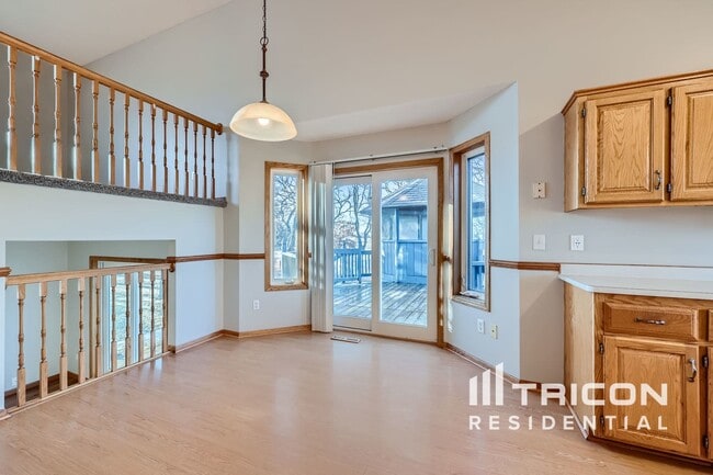 Building Photo - 4732 Blanding Ct