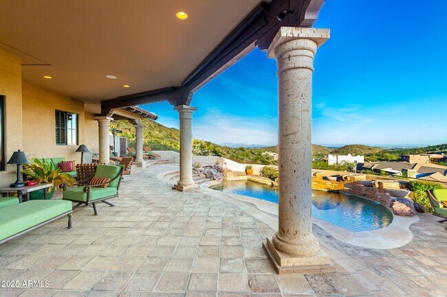 Building Photo - 1930 E Desert Willow Dr