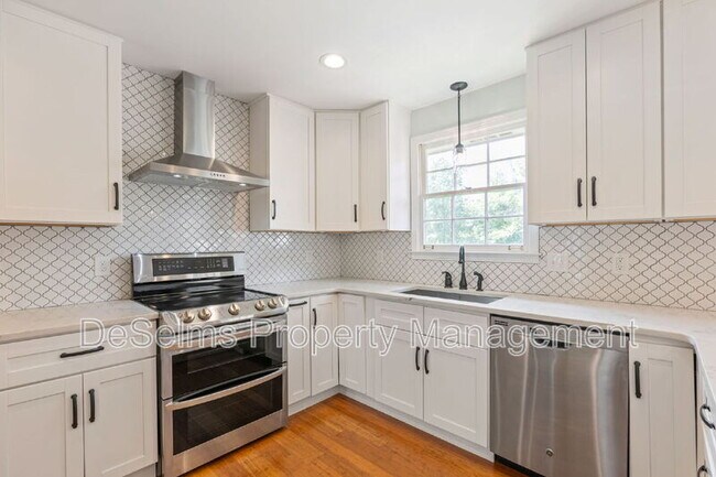 Building Photo - 6999 Tartan Dr