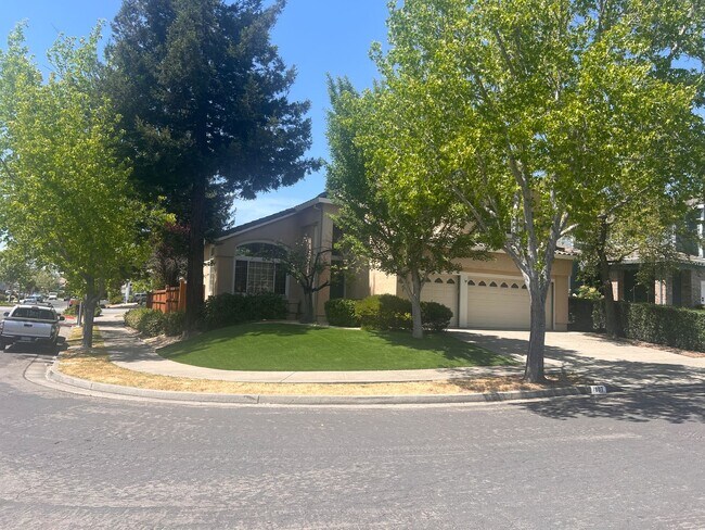 Building Photo - Cader Farms 4bed/3bath Single Family Home ...
