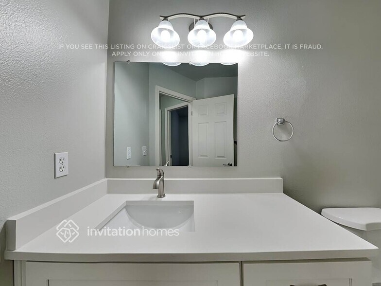 Building Photo - 1517 Fir St NE