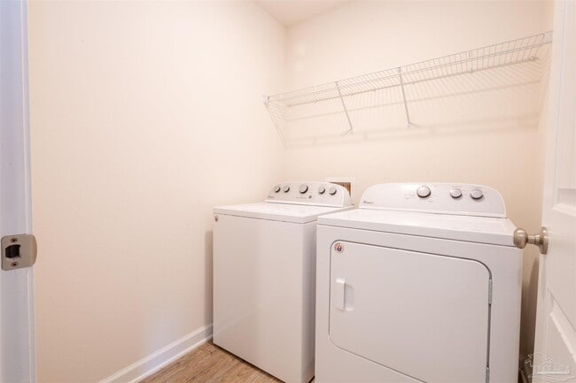 Building Photo - 5888 Southern Bell Court