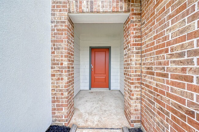 Building Photo - 250 John House Ln