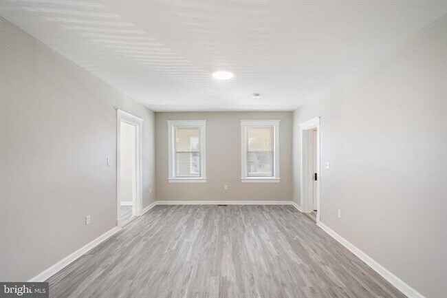 Building Photo - 3408 W Forest Park Ave