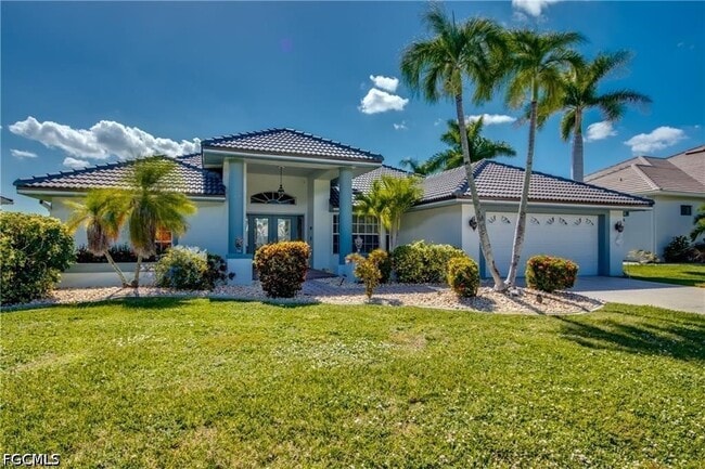 Building Photo - 2720 SW 51st St