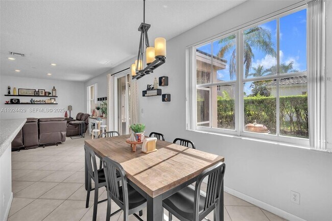 Building Photo - 1058 Tupelo Way