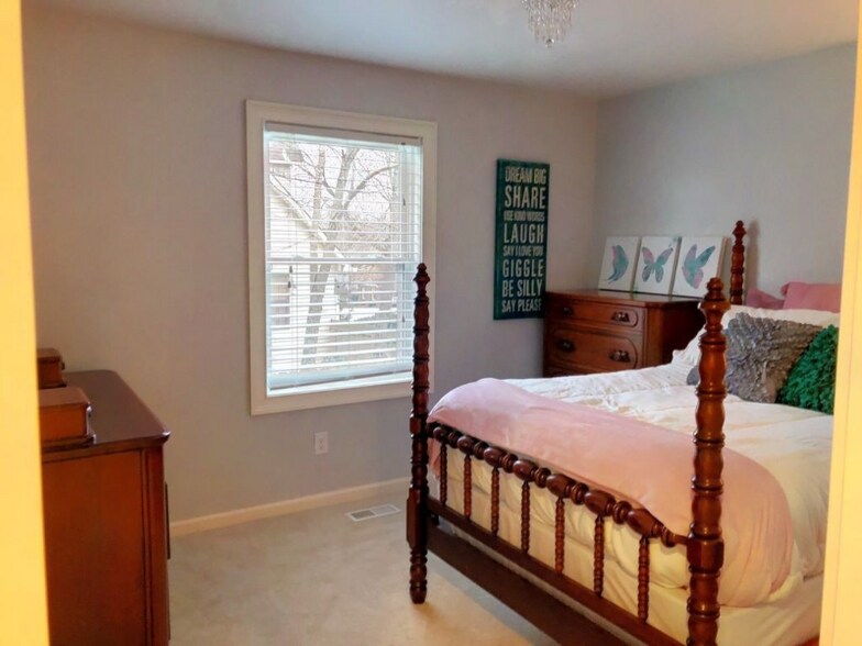 Building Photo - 109 Turnbrook Ct