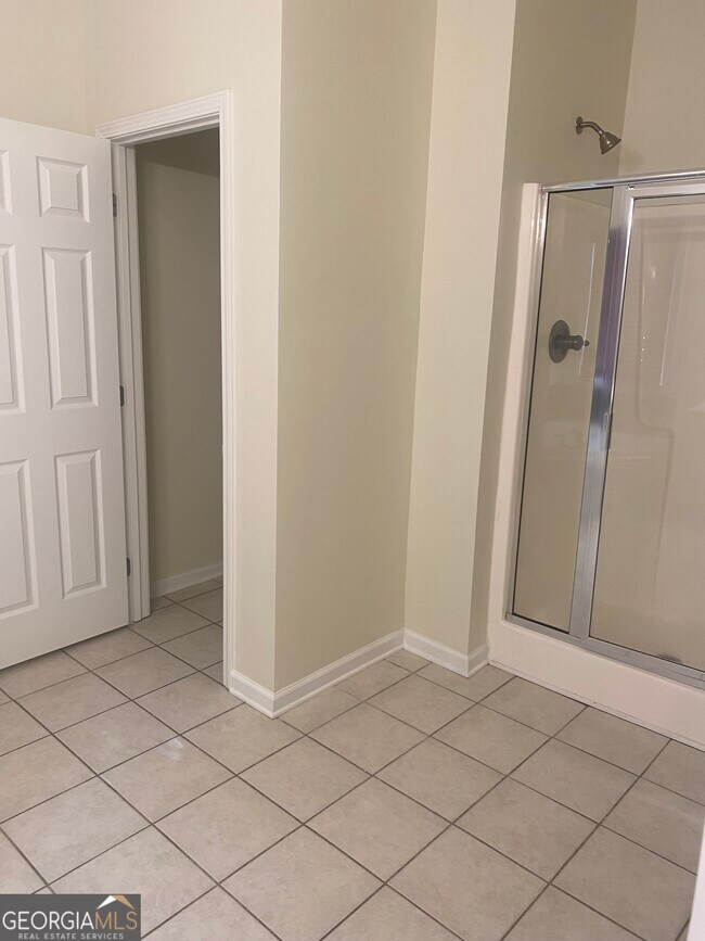 Building Photo - 539 Greyhawk Way