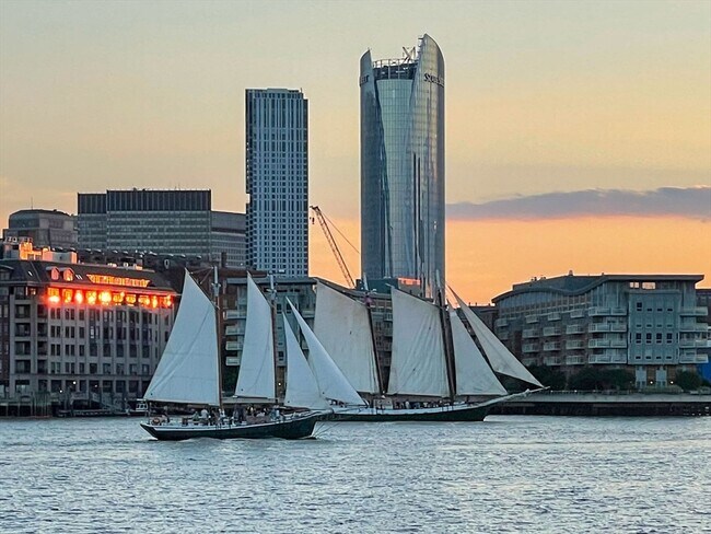 Building Photo - 238 Havre St