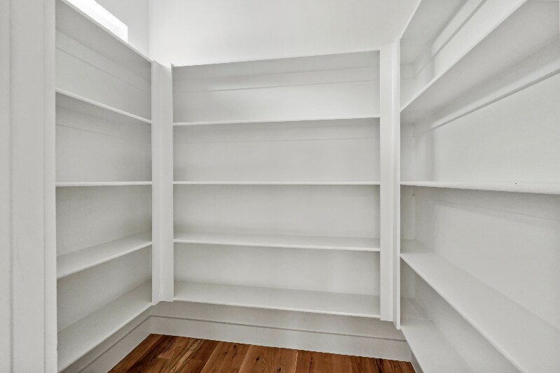 Building Photo - 1404 Hamburg St