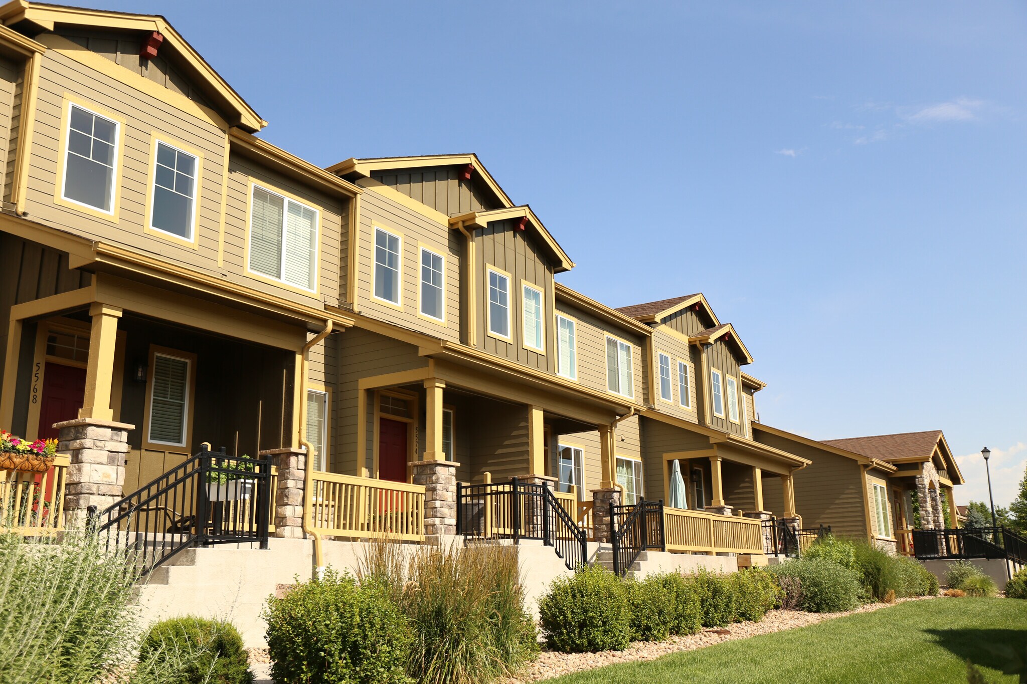 Building Photo - 5580 W 72nd Ave