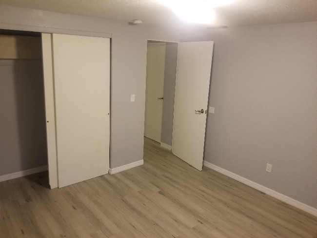 Building Photo - 3823 42nd St