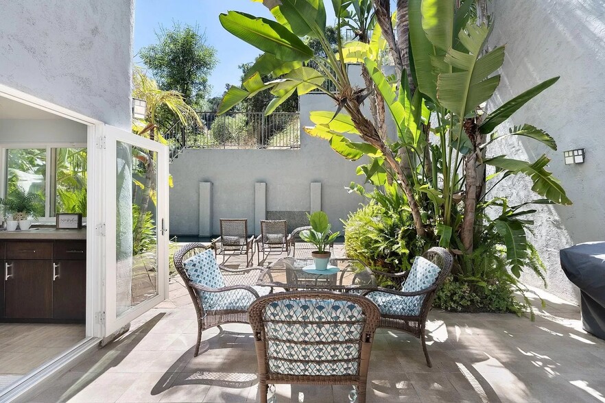 Building Photo - 15316 Del Gado Dr