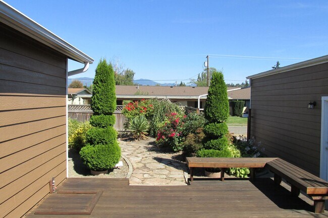 Building Photo - 3 Bedroom House in Mount Vernon