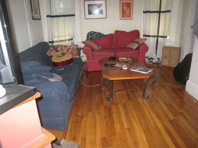 Building Photo - 26 Cutter Ave