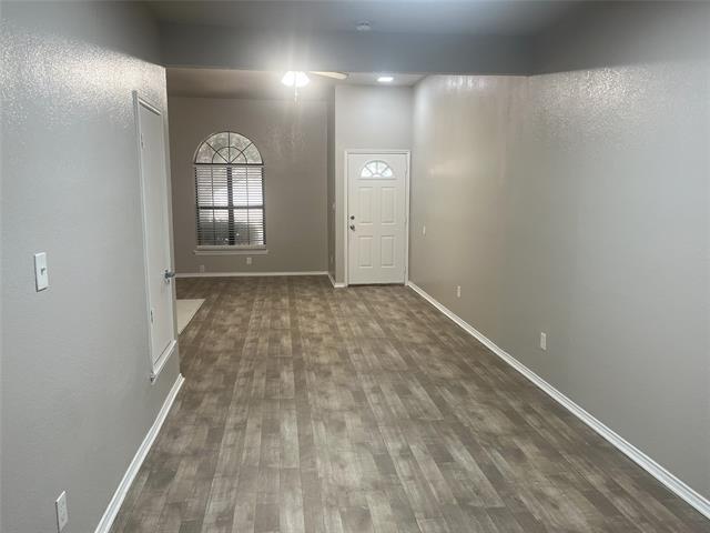 Building Photo - 10524 Shadywood Dr