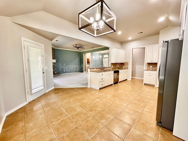 Building Photo - 14001 Korbyn Dr