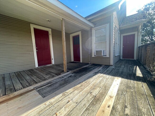 Primary Photo - 4 Bedroom Home Near Downtown Stephenville