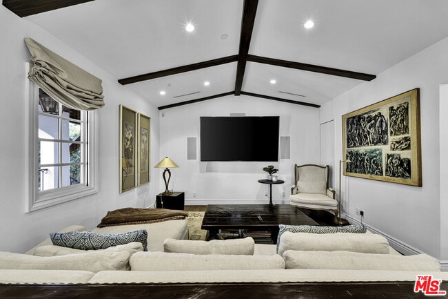 Building Photo - 1203 Park Way