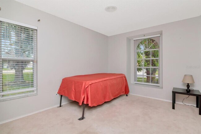 Building Photo - 314 Fountainview Cir