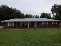 Building Photo - 35433 Crescent Dr