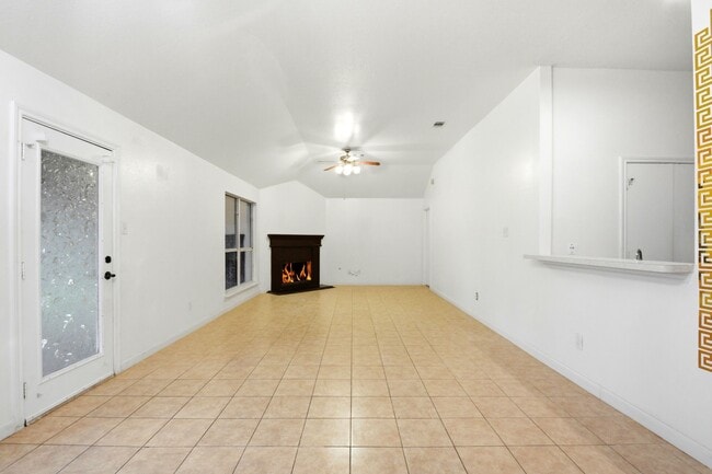 Building Photo - 111 Thunder Basin Dr