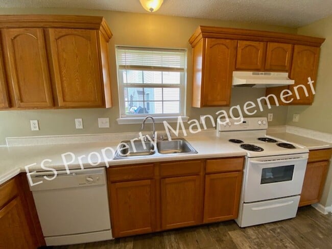 Building Photo - Wonderful 3 Bedroom 2 Bath Ranch Home in Lawrence Township!