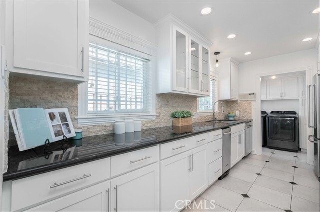 Primary Photo - 1141 Tennyson St