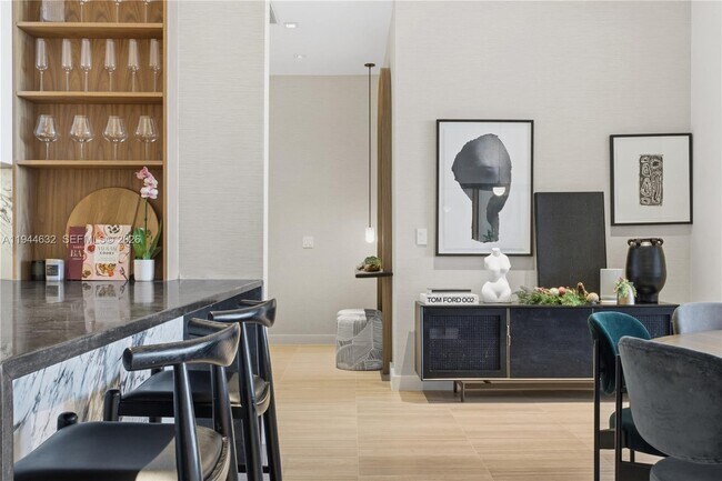 Building Photo - 4701 Meridian Ave