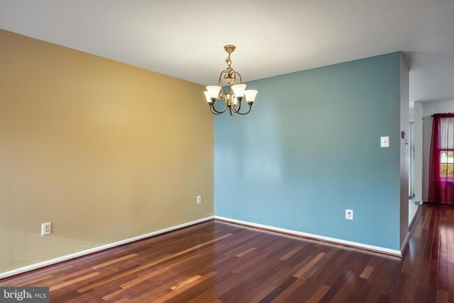 Building Photo - 67 Hearthstone Ln