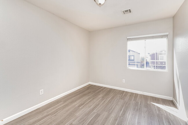 Building Photo - 4346 Ivory Jade Ave