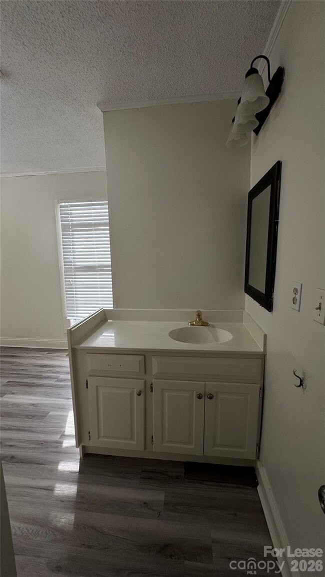 Building Photo - 181 McGill Ave NW