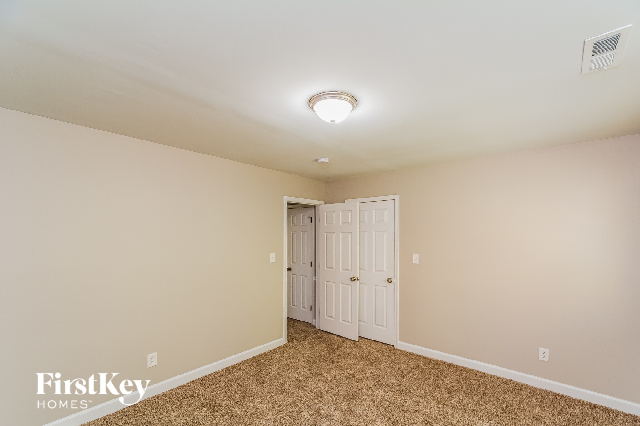 Building Photo - 701 Whitby Ct