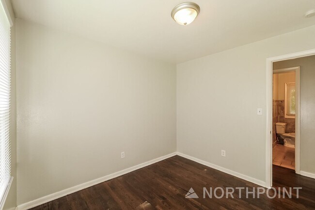 Building Photo - 3 BR/1.5BA | Newly Renovated Single Family Home | 1-Car Covered Parking | Gated backyard
