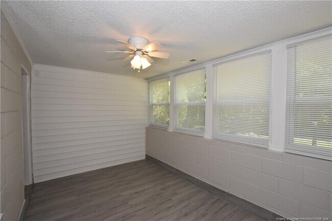 Building Photo - 217 Grove St