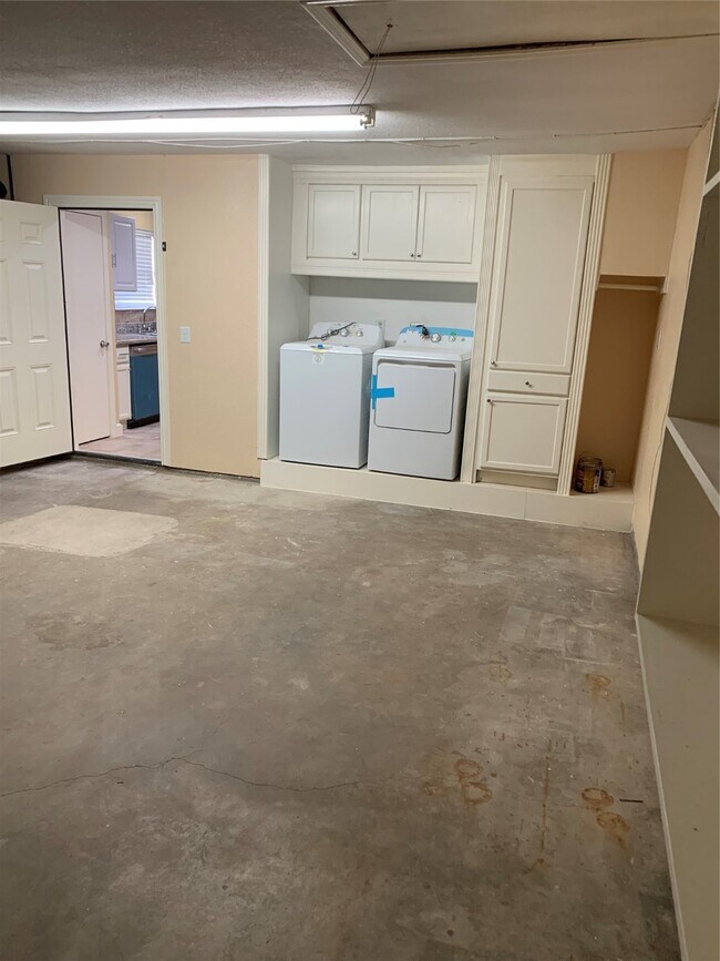 Building Photo - 5736 W Airport Blvd