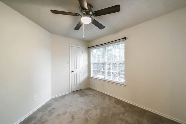 Building Photo - 246 W Stedhill Loop